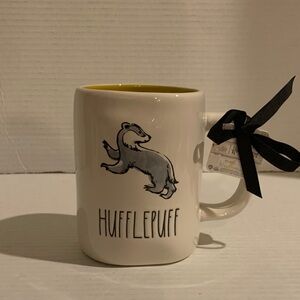 Rae Dunn Harry Potter Hufflepuff Mug White Yellow NEW